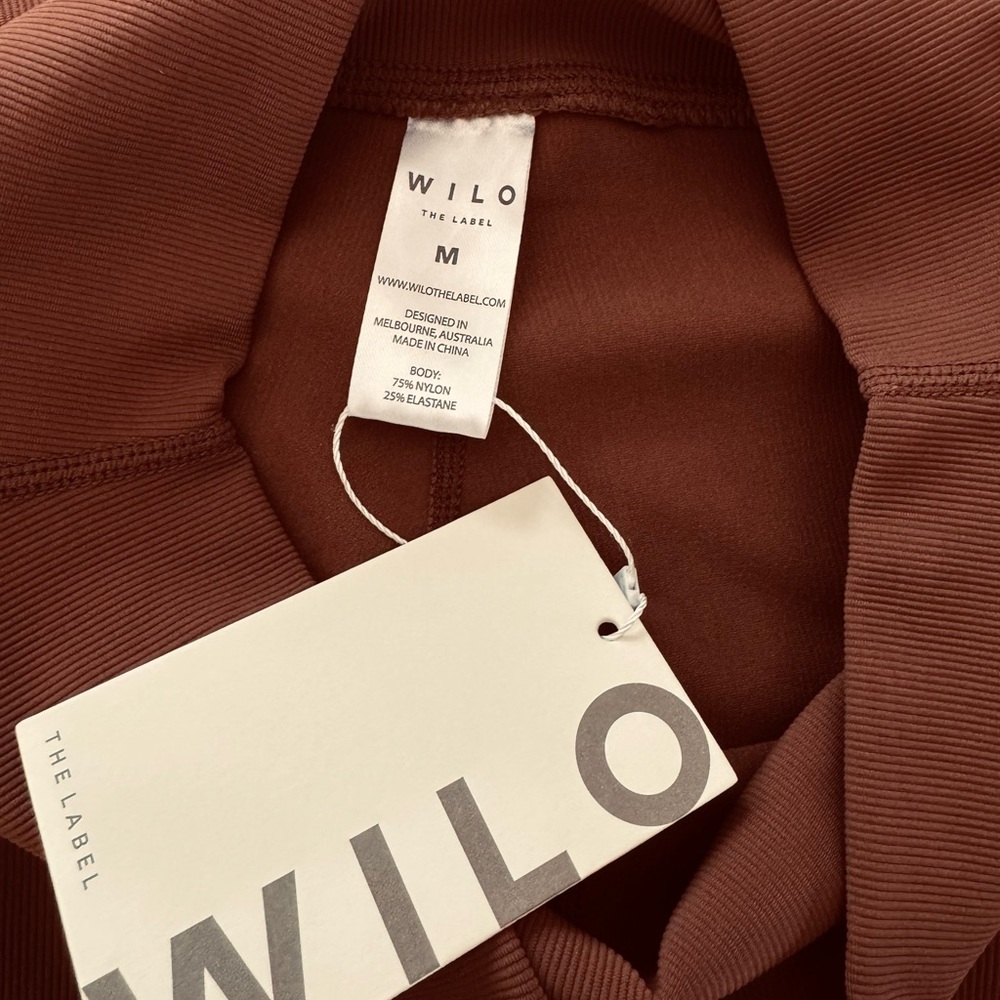 WILO THE LABEL SET Halter Top and Shorts NWT - Picture 3 of 10